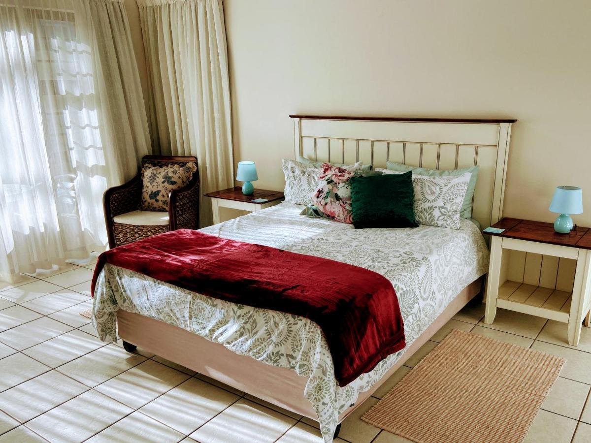 Sheilan House Hotel Port Alfred Bagian luar foto