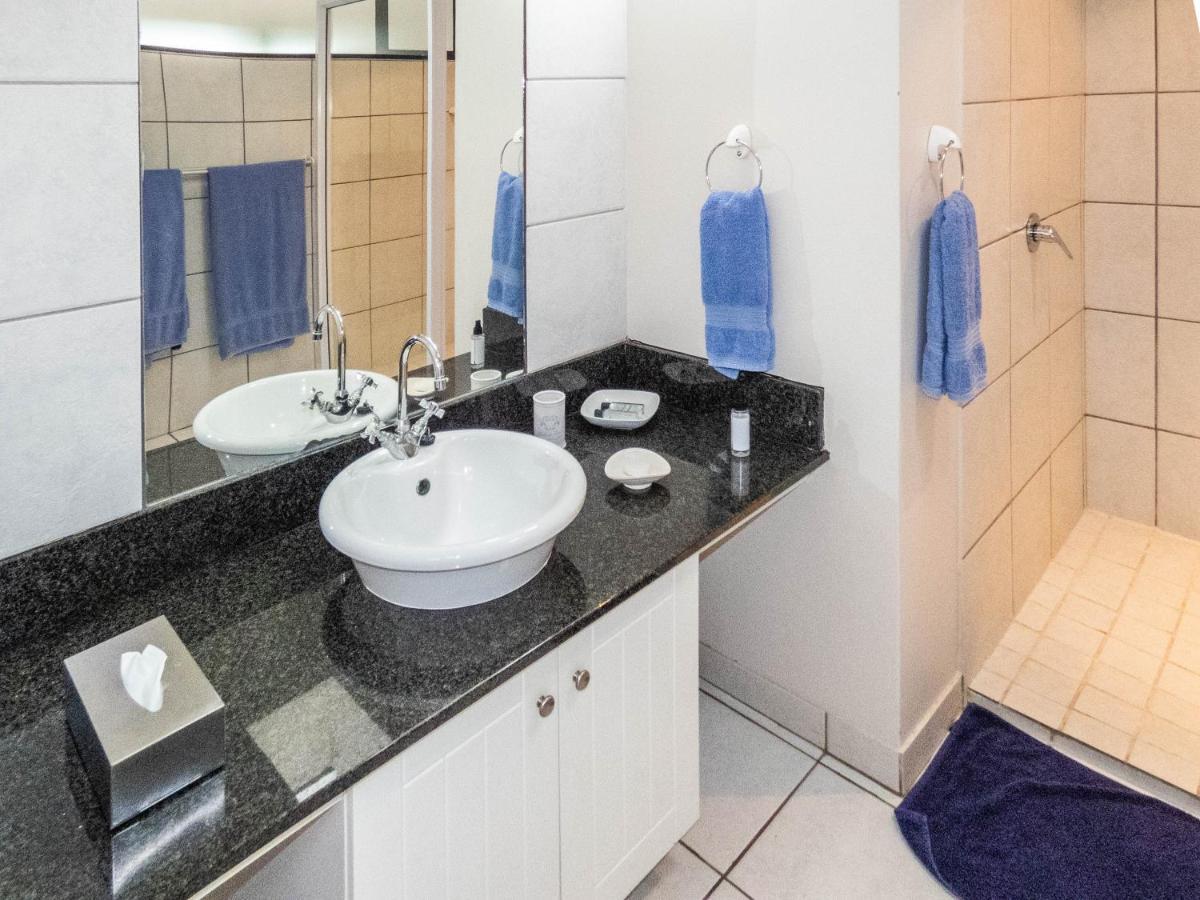 Sheilan House Hotel Port Alfred Bagian luar foto