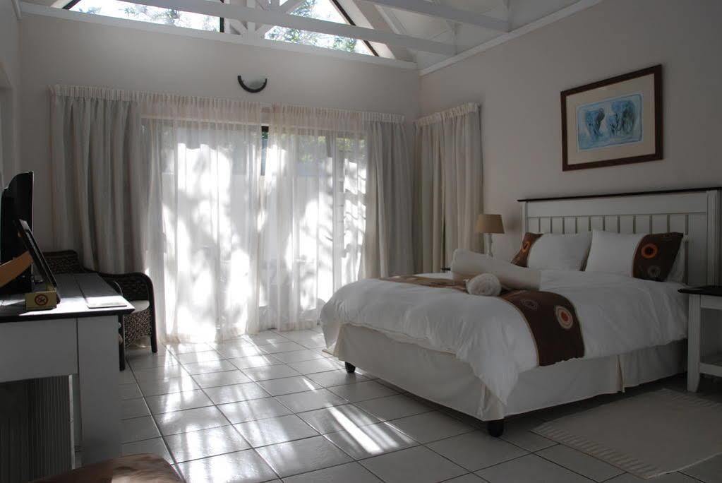 Sheilan House Hotel Port Alfred Bagian luar foto